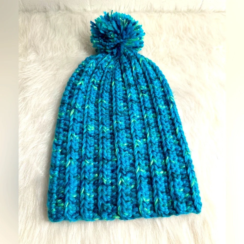 Handmade crochet ribbed blue adult hat with pompom needlework knit crafts - Picture 1 of 5